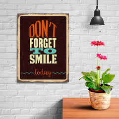 Ezposterprints - Dont Forget Smile | Retro Metal Design Signs Posters - 12x16 ambiance display photo sample